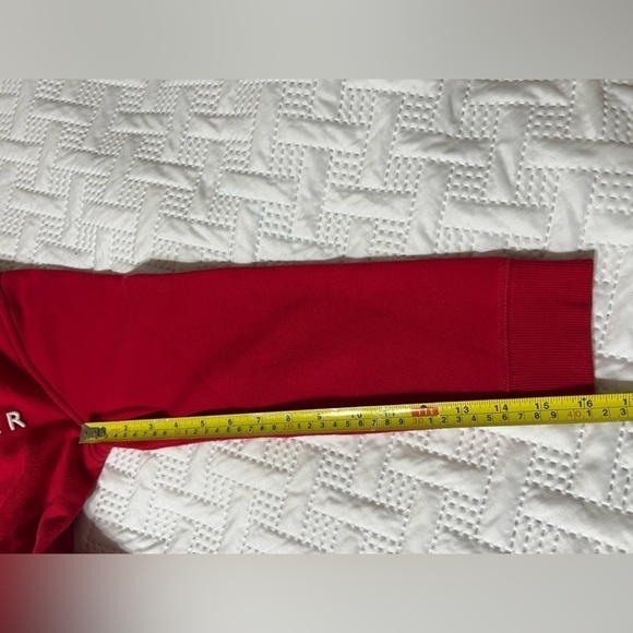 Tommy Hilfiger Classic Red Crewneck Sweatshirt, Youth Boy’s 12/14 Years - Picture 10 of 11